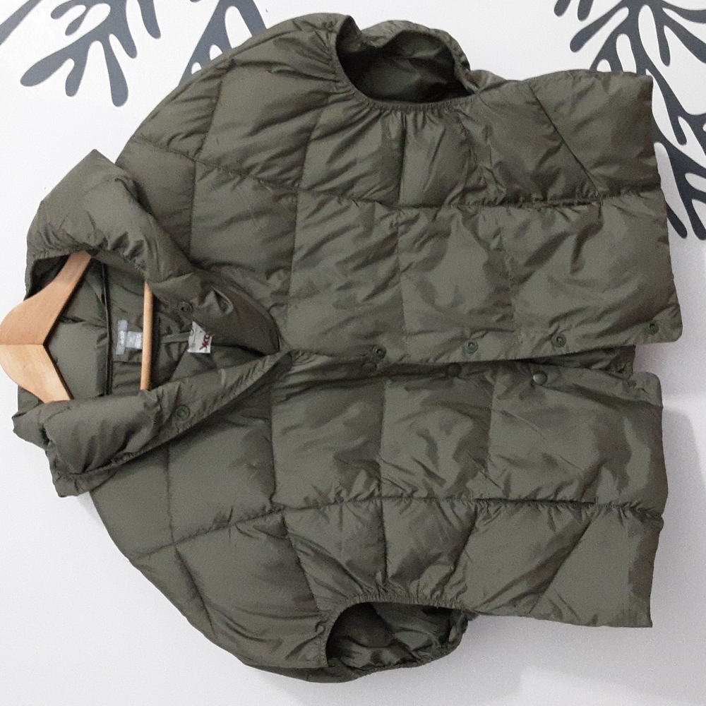 Aerie Hooded Puffer Vest Cape Slouchy Army Green Oversized